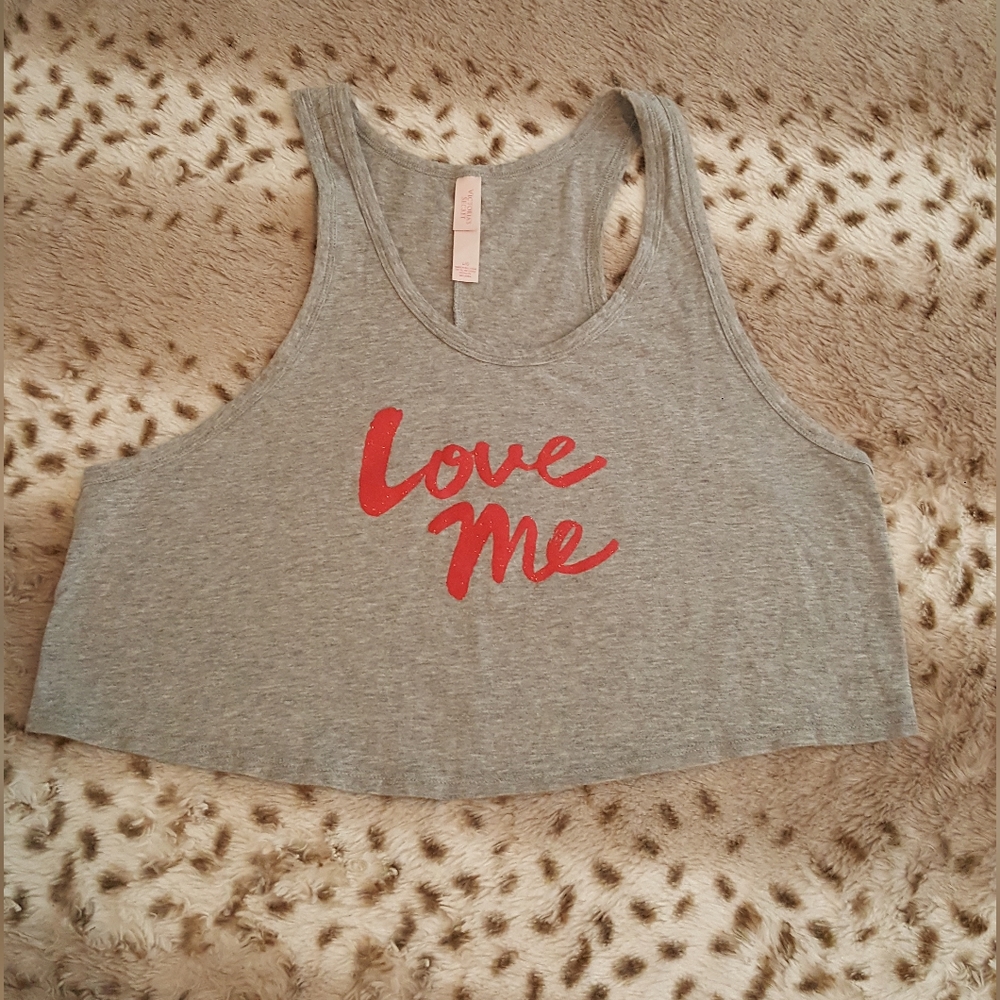 💕(SOLD)Victoria's Secret Sleep Tank 💕